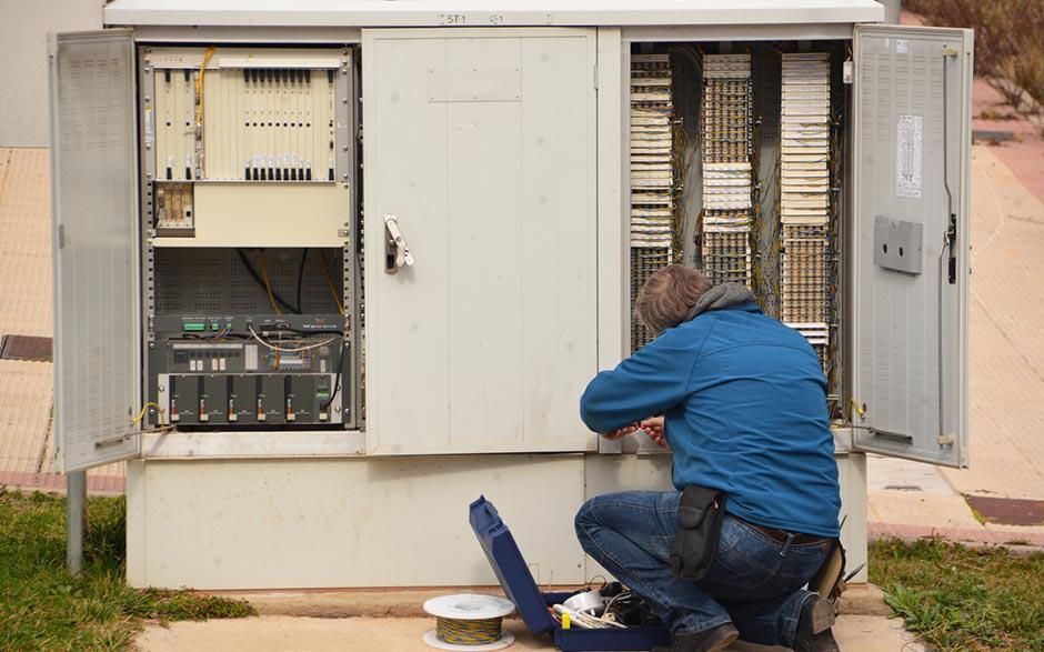 ouvrier électricien Villepinte