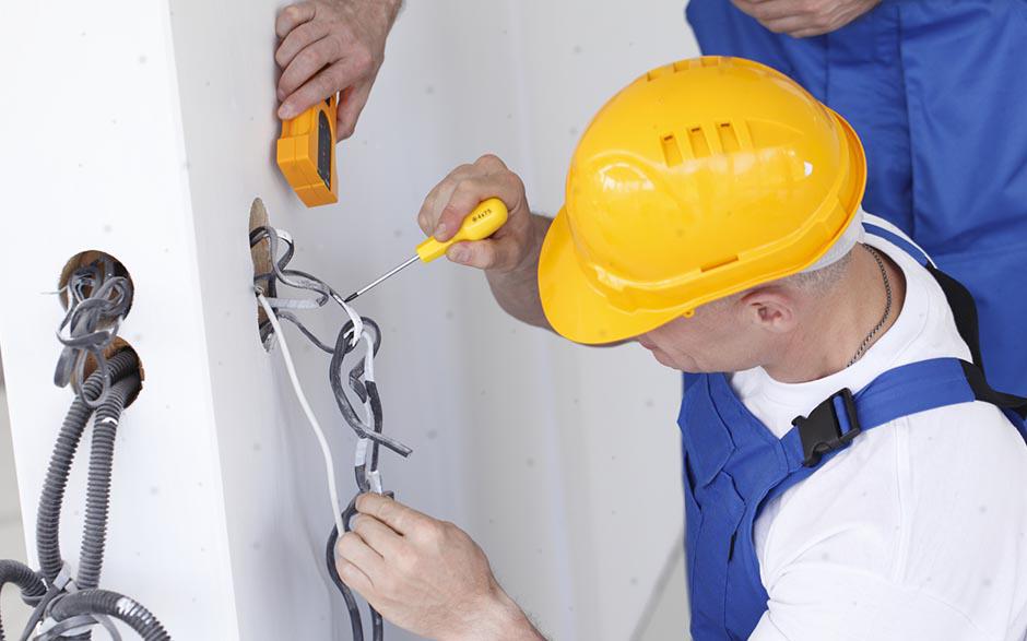 cherche électricien Paris 16